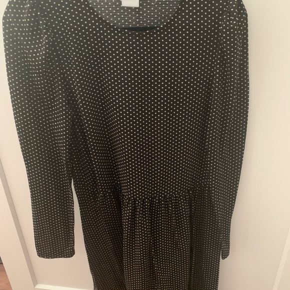 Black dress with 1/4 sleeve sheer material, size M, ICHI brand - Picture 2 of 4